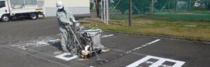 工場内　駐車スペース白線引